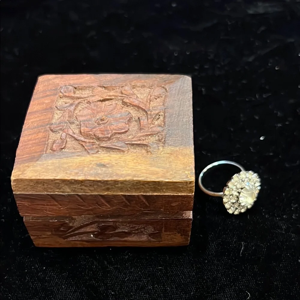 VTG Handcrafted Carved Wooden Trinket Box 2.25